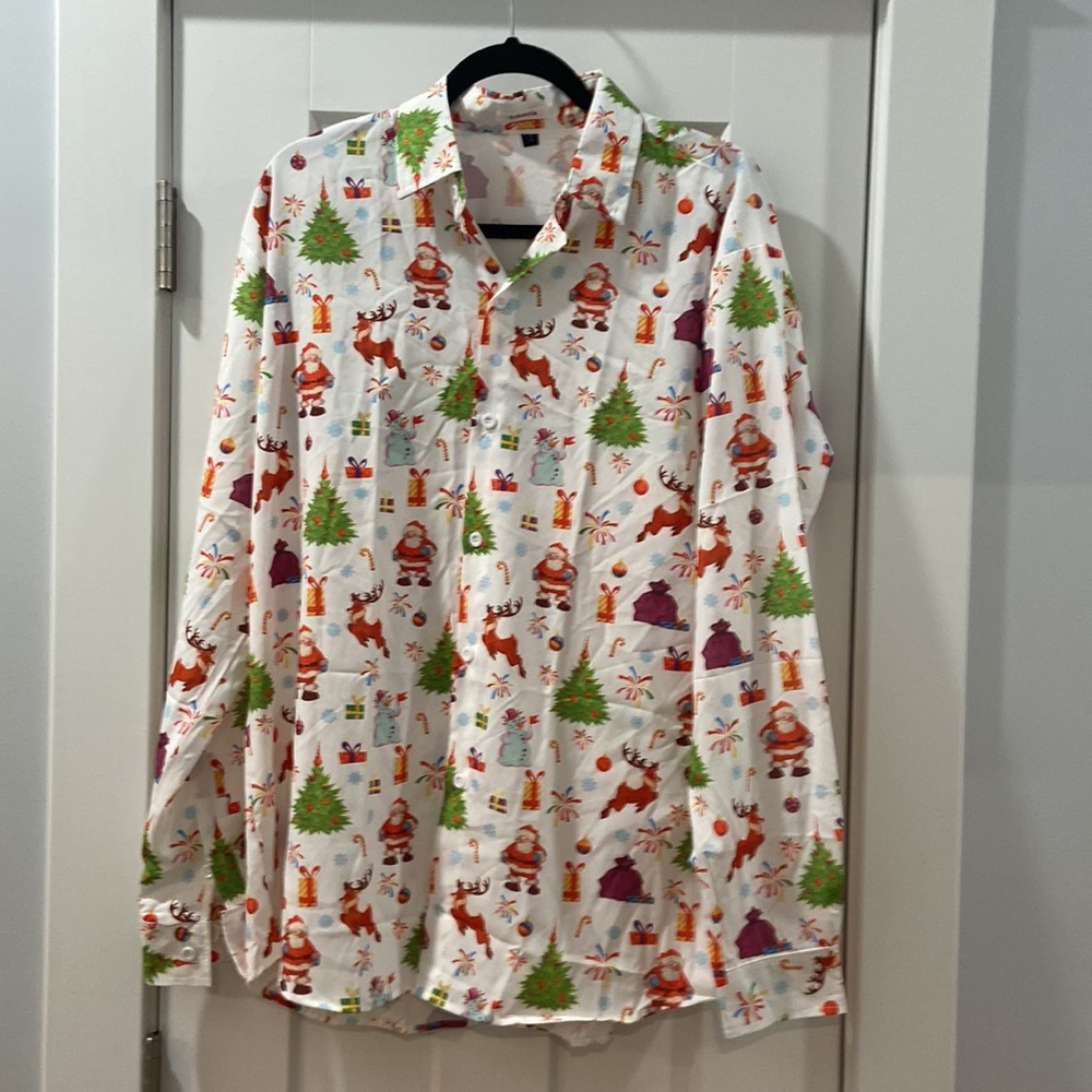Sykooria Christmas mens button down size large NWOT